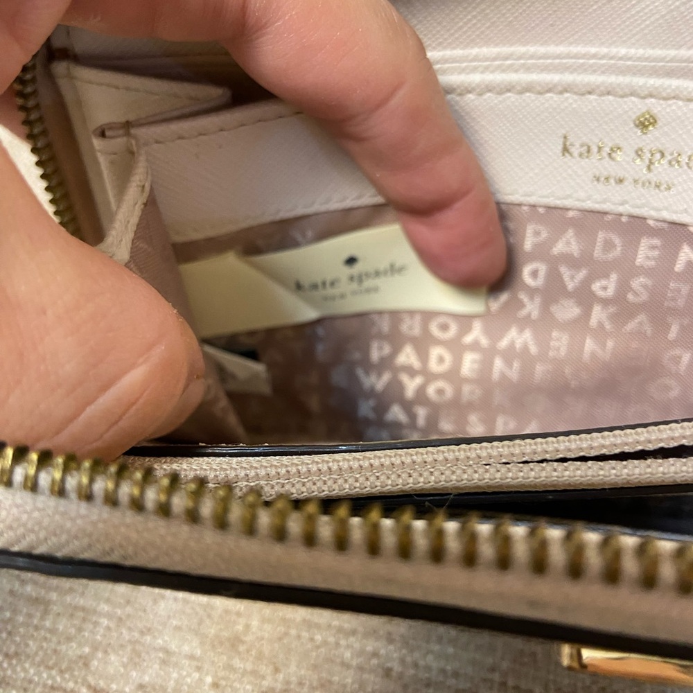 Kate Spade off White Leather Wallet - Picture 7 of 10